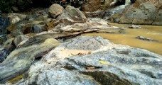 岩石流水延时摄影