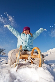雪山滑雪儿童摄影图片