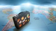 世界地图与旅行箱图片